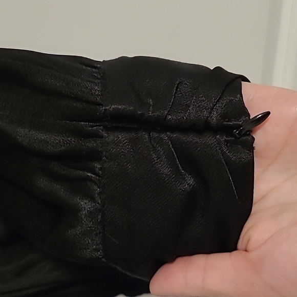 NWOT Zara black semi crop top - Picture 4 of 7